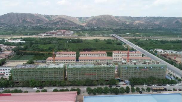 开云登陆入口工业园区公租房三期项目主体工程顺利封顶(图2)